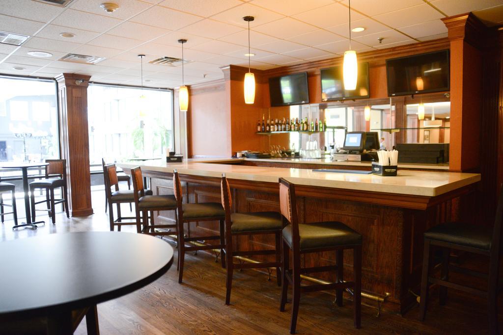 Charleston Airport Hotel North Charleston Restaurant bilde